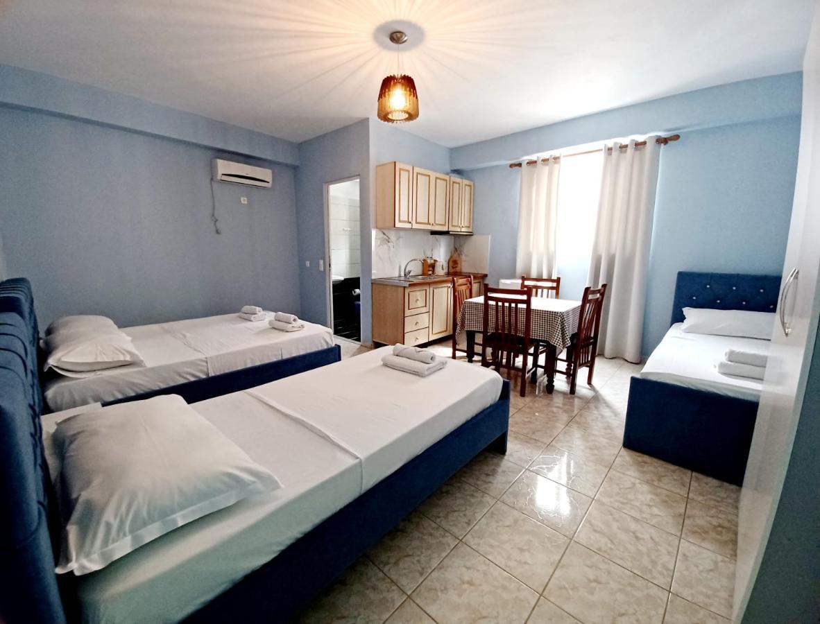 Arileo Hotel Himare Exterior foto