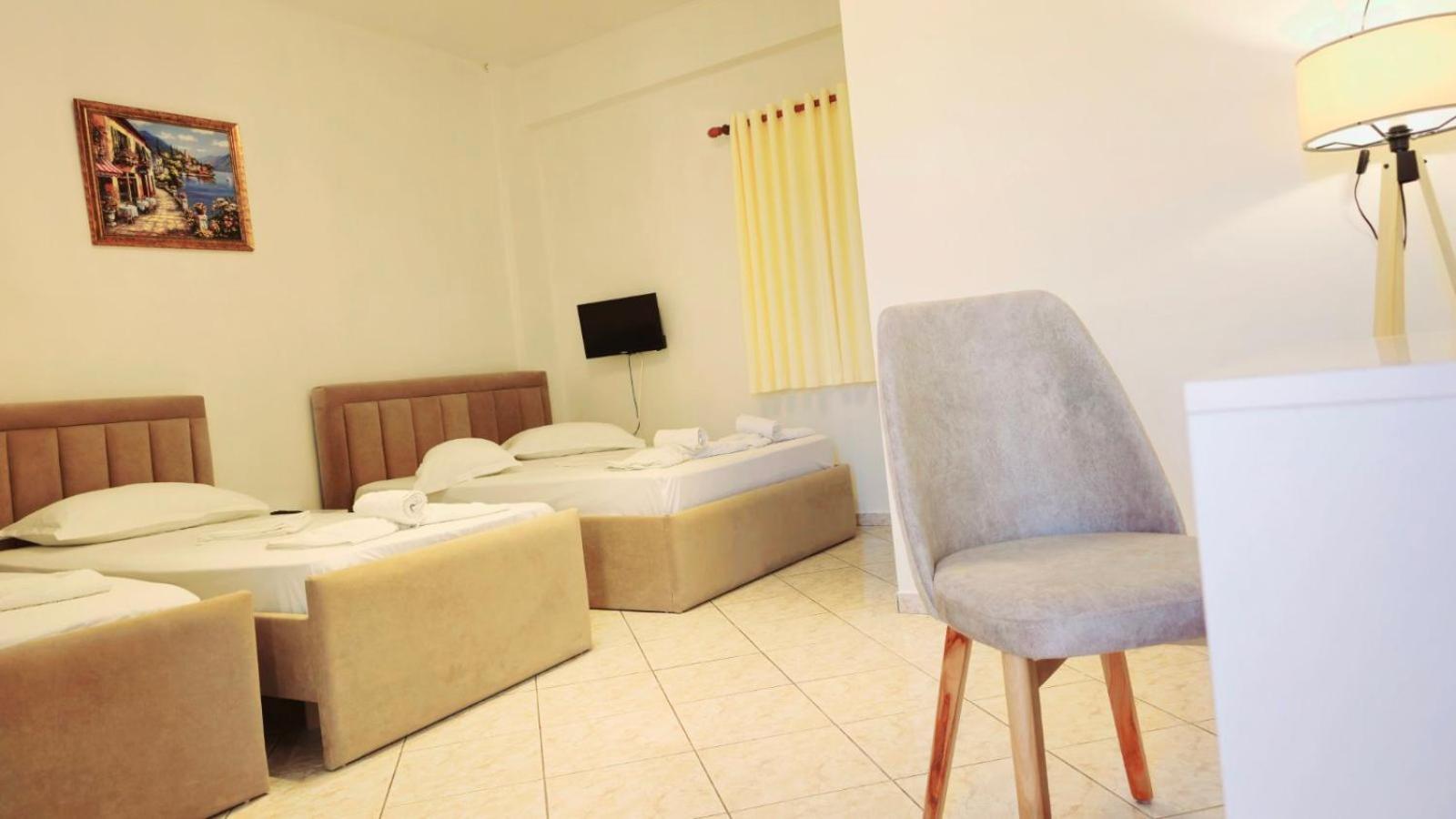 Arileo Hotel Himare Quarto foto