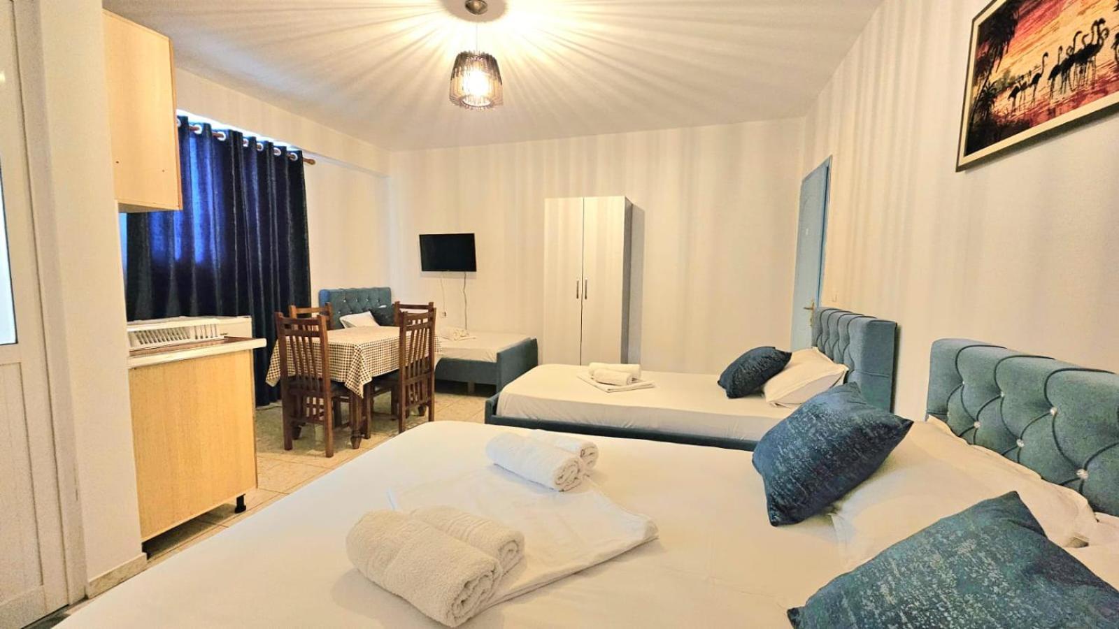 Arileo Hotel Himare Quarto foto