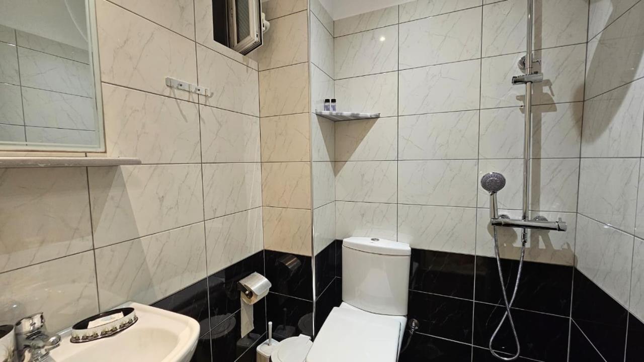 Arileo Hotel Himare Exterior foto