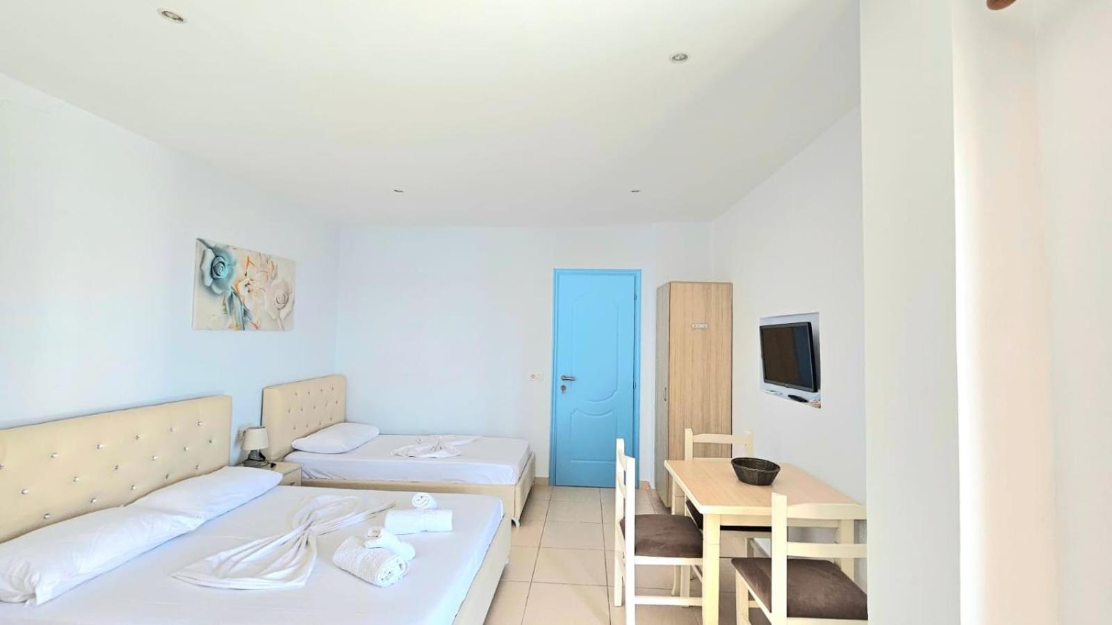 Arileo Hotel Himare Quarto foto